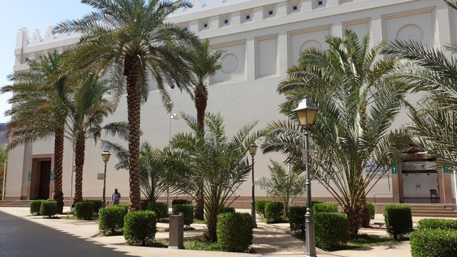 Masjid Bir Ali di luar kota Madinah, Arab Saudi. Foto: Denny Armandhanu/kumparan