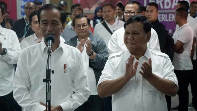Foto: 80 Menit Pertemuan Jokowi-Prabowo (85655)