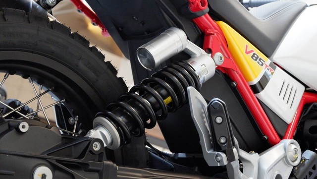 Moto Guzzi V85TT