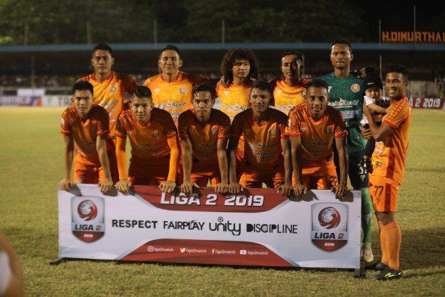 Skuad Persiraja Banda Aceh saat bermain laga kandang menjamu Cilegon United FC di Stadion H Dimurthala, Banda Aceh. Foto: Suparta/acehkini