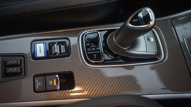 Mitsubishi Outlander PHEV Foto: dok. Muhammad.Ikbal/kumparan