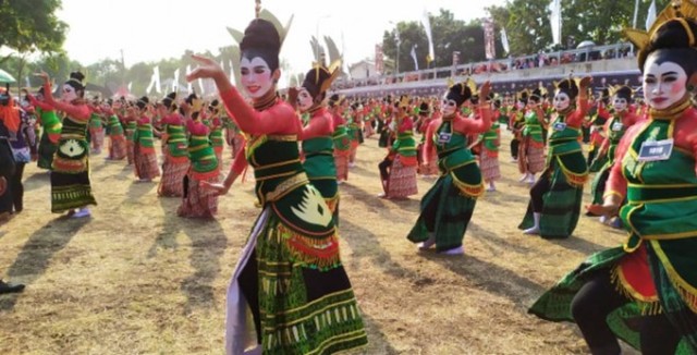 2.050 Tari Thengul Bojonegoro Cetak Rekor MURI