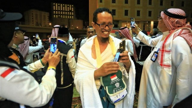 Jemaah Haji Indonesia Disambut Selawat di Makkah (571338)