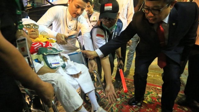 Jemaah Haji Indonesia Disambut Selawat di Makkah (571334)