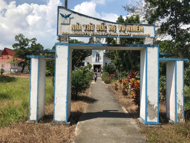 Gereja dan Pagoda eks pengungsi Vietnam di Pulau Galang. Foto: Wiji Nurhayat/kumparan