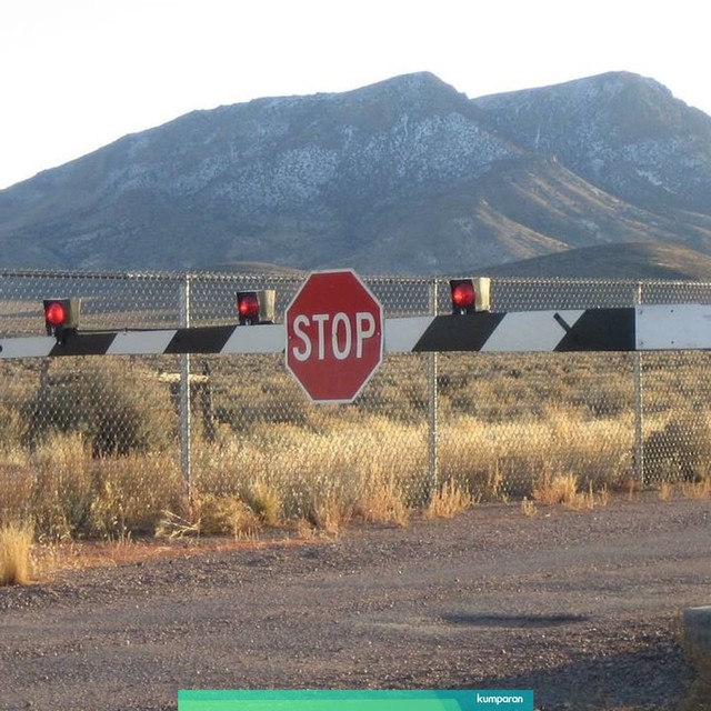 Area 51 di Nevada, Amerika Serikat. Foto: Simon Johansson/Wikimedian Commons