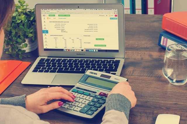 ISEKA SERVICES - Tips Mengatur Arus Kas dan Keuangan Perusahaan dengan Baik dan Benar.jpg