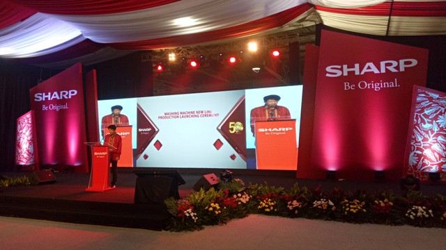 Peresmian pabrik mesin cuci baru Sharp di Karawang, Jawa Barat. Foto: Resya Firmansyah/kumparan
