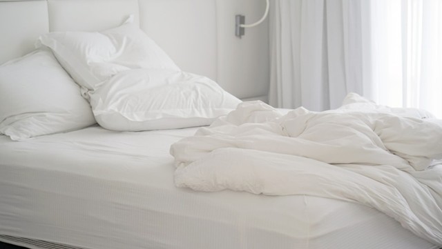 Kamar hotel yang berantakan