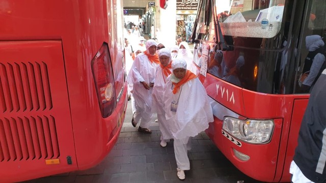 Keberangkatan Jemaah kloter Padang 02 dari Madinah ke Mekkah