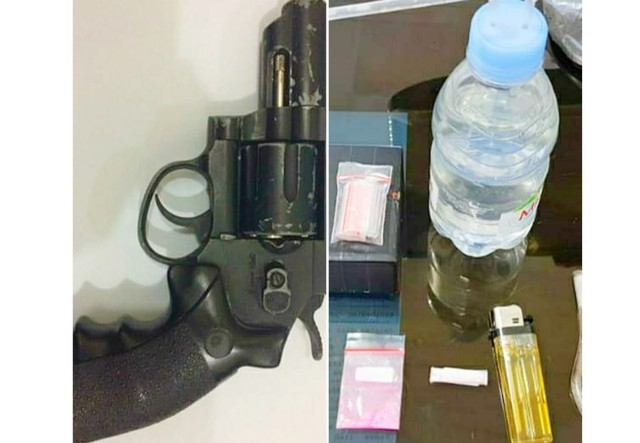 Pistol airsoftguns jenis revolver dan paket sabu-sabu yang ditemukan di lokasi penggerebekan, Jalan Jermani Husein, Desa Keludan Kecil, Kecamatan Banjang, Kabupaten HSU. Foto: Polres HSU