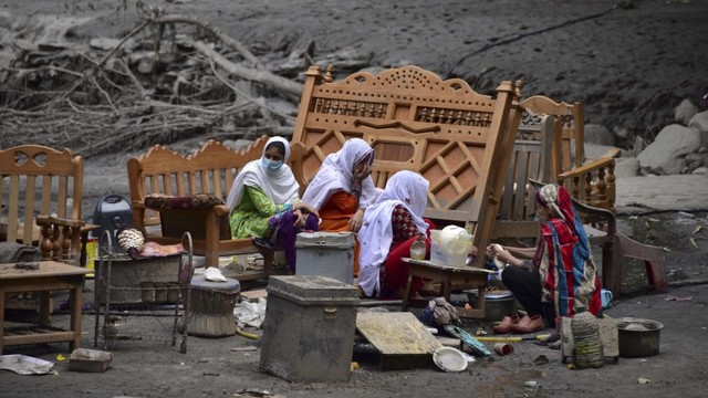Korban Tewas Banjir dan Longsor di Asia Selatan Capai 180 Orang (234600)