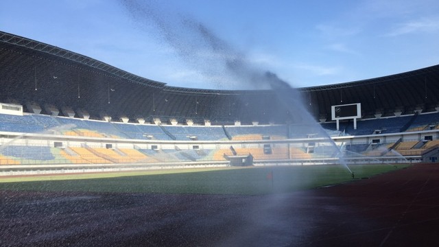 Lipsus Stadion GBLA, Stadion Gelora Bandung Lautan Api