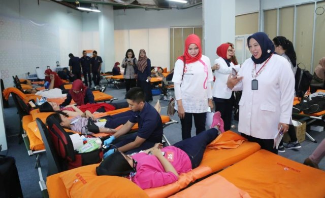 Suasana acara donor darah Tupperware Indonesia. Foto: Tupperware Indonesia