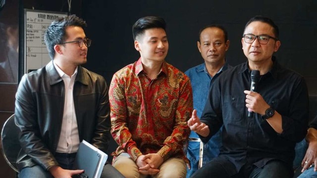 Konferensi pers mediasi Serikat Karyawan Garuda Indonesia dan Rius Vernandes di Lotte Shopping Avenue, Jakarta. Foto: Jamal Ramadhan/kumparan