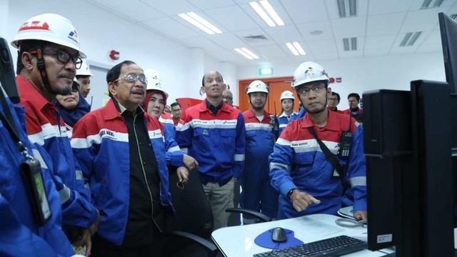 Wakil Menteri ESDM Arcandra Tahar, tinjau proyek Langit Biru Kilang Cilacap