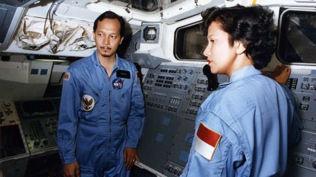 LIPUTAN KHUSUS, 50 Tahun Jejak Manusia di Bulan, Pratiwi Sudarmono