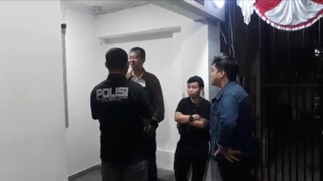 Keluarga nunung datangi Direktorat Narkoba Polda Metro Jaya