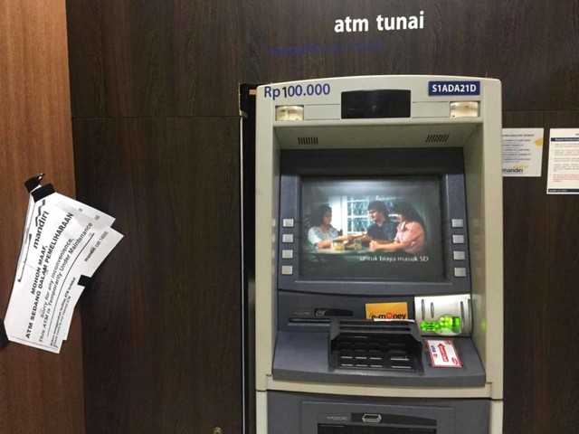 ATM Mandiri di Thamrin City sudah bisa digunakan. Foto: Selfy S Momongan/kumparan