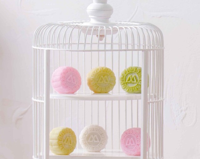 Snowskin mooncake di Table8, Hotel Mulia Senayan, Jakarta.