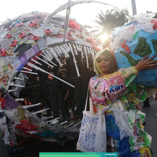 Suasan Pawai Bebas Plastik di Bundaran HI, Jakarta, Minggu (21/7). Foto: Fanny Kusumawardhani/kumparan