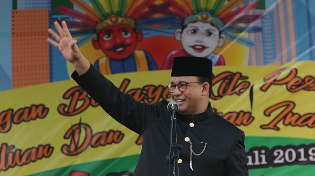 GUbernur DKI Jakarta, Anies Baswedan saat Memberikan Sambutan di Perayaan Lebaran Betawi 2019 di Monumen Nasional, Jakarta Pusat, Minggu (21/7). Foto: Nugroho Sejati/kumparan