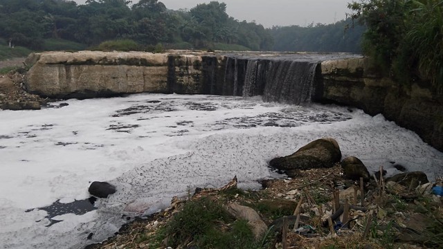 Sungai Cileungsi di Kabupaten Bogor. Foto: Dok. Ketua KP2C Puarman
