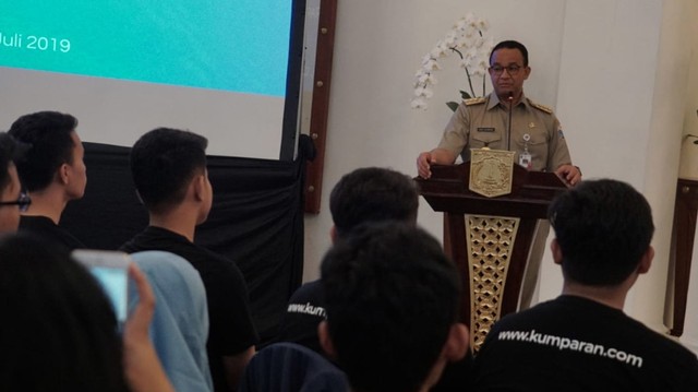 Peserta kumparan Academy Bertemu Anies Baswedan di Balai Kota (6054)
