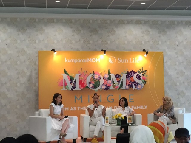 Narasumber Moms Mingle.JPG