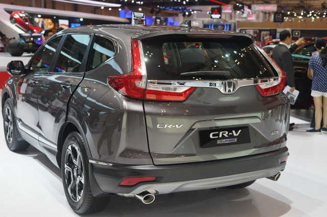 Wuling Almaz Berhasil Teror Honda CR-V (46906)