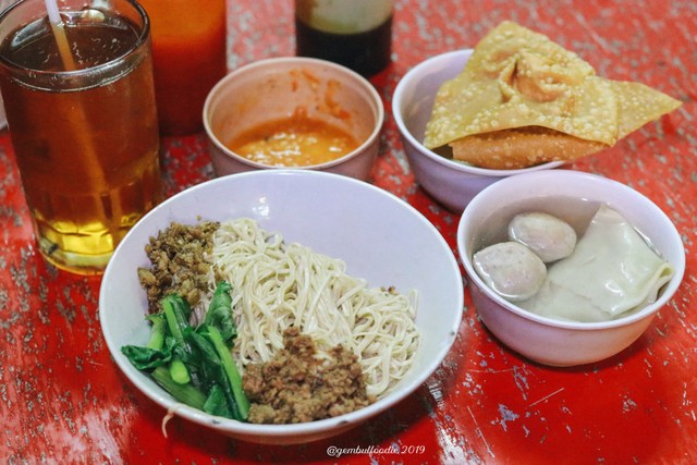 5 Tempat Makan Halal di Yogyakarta yang Kerap Dikira Tak Halal (28670)