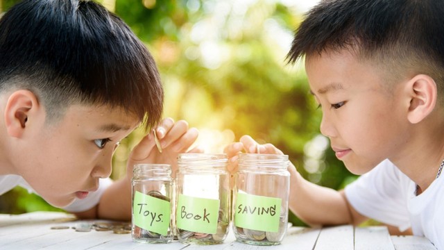 Tips Ajari Anak agar Tidak Boros. Foto: Shutterstock