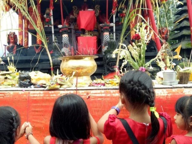 Keberadaan budaya Bali yang sebagian dipengaruhi oleh budaya Cina juga bisa menjadi daya tarik wisata (dok.kanalbali)