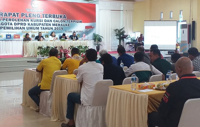Rapat pleno penetapan perolehan suara calon legislatif Kabupaten Merauke. (Foto Abdel)