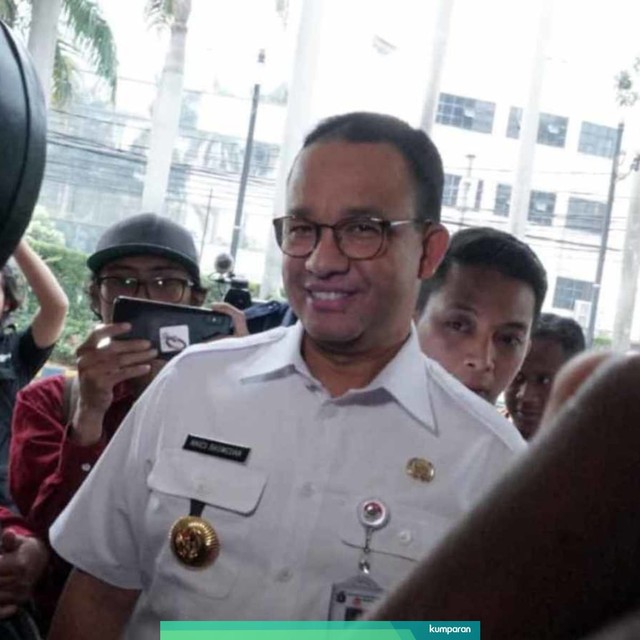 Gubernur DKI Jakarta Anies Baswedan saat tiba di DPP partai NasDem. Foto: Helmi Afandi/kumparan