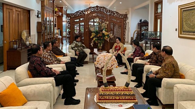 Pertemuan tertutup antara Ketua Umum PDIP Megawati dan Ketua Umum Gerindra Prabowo Subianto
