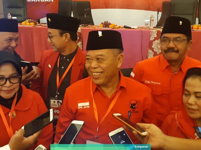 Ketua DPD PDIP Jawa Timur, Kusnadi Foto: Yuana Fatwalloh/kumparan