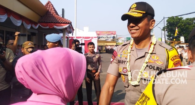Kapolda Jawa Barat, Irjen Pol Rudy Sufahriadi saat melakukan kunjungan kerja ke Mapolres Sukabumi Kota, Jumat (26/7/2019). | Sumber Foto:Oksa BC