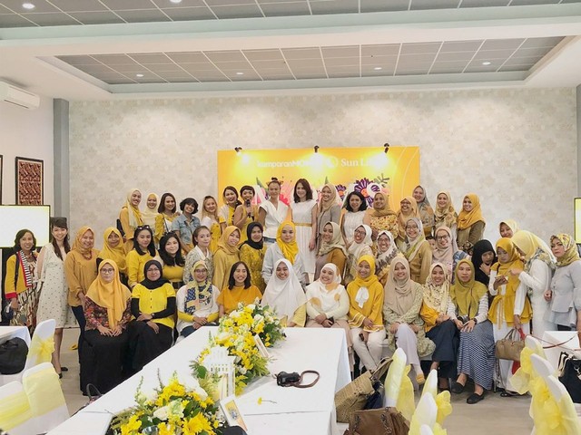 Para ibu pembelajar yang hadir di acara "Moms Mingle: Mom as The Guardian of The Family"