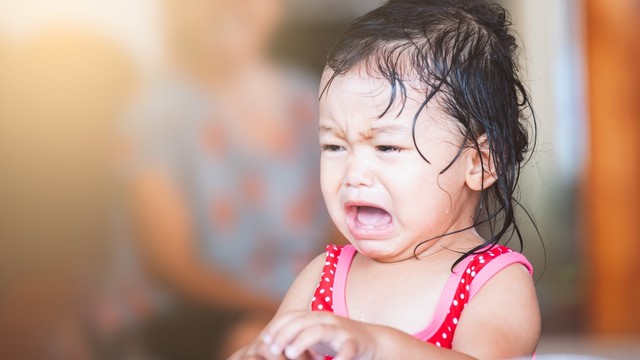 Ilustrasi balita pura-pura menangis Foto: Shutterstock
