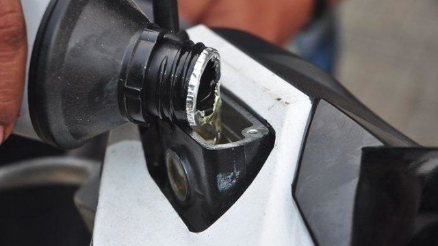 Catat, Yang Benar Itu Cairan Bukan Minyak Rem (102304)