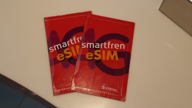 Smartfren rilis eSIM di Indonesia. Foto: Smartfren