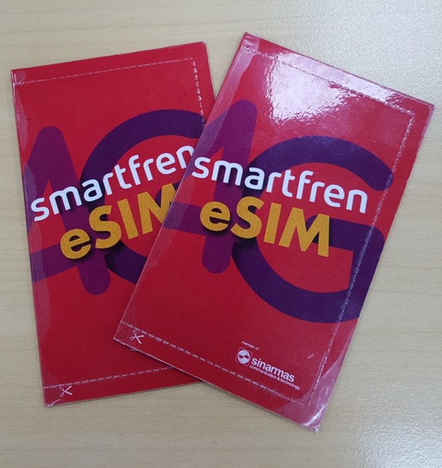 Smartfren rilis eSIM di Indonesia. Foto: Smartfren