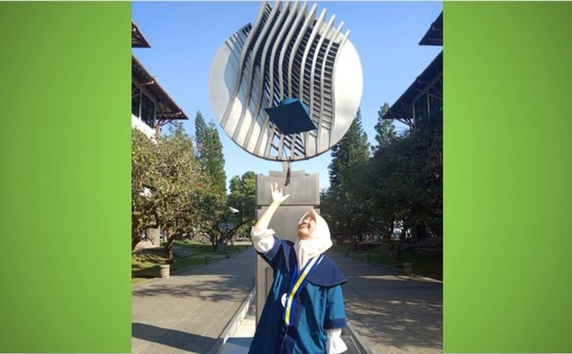 Anak Tukang Becak yang Cumlaude dari ITB Diberi Hadiah Umrah (433891)