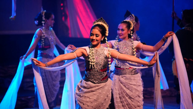 Pementasan "Opera Legenda Ciung Wanara" yang bertempat di Teater Tertutup Taman Budaya Jawa Barat, Bandung, Rabu (31/7). (Foto-foto: Agus Bebeng/Bandungkiwari)