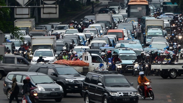 Ilustrasi kendaraan  bermotor di Jakarta Foto: Istimewa
