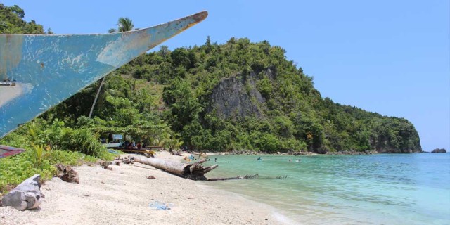 Keindahan sebuah pantai di Serui, Kabupaten Kepulauan Yapen. (Dok: Badan Penghubung Daerah Provinsi Papua) 