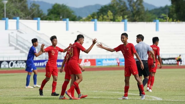 Selebrasi pemain timnas Indonesia U-15 usai mencetak gol ke gawang timnas Filipina U-15. Foto: Dok. Media PSSI
