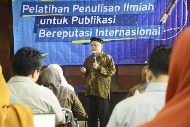 #Genjot Publikasi Ilmiah Dosen Sekolah Vokasi, DPIS Gelar Pelatihan Penulisan