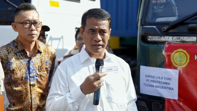 Menteri Pertanian Amran Sulaiman melepas ekspor komoditas pertanian di Pelabuhan Tanjung Priok. Foto: dok. Kementan